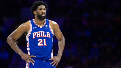 TA：恩比德未恢复篮球活动 但76人乐观认为他能赶上新赛季揭幕战