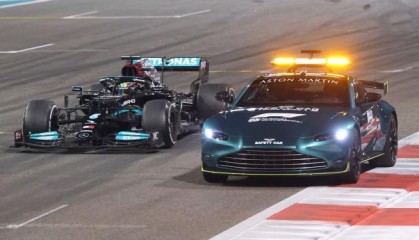 开云官网-F1车手年度争冠大戏被“搅” 国际汽联到底错在哪？