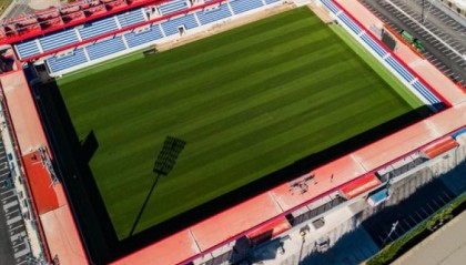 kaiyun-世体：西甲代表考察巴萨临时球场，确保周末联赛万无一失